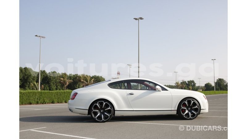 Big with watermark bentley continental estuaire import dubai 4886