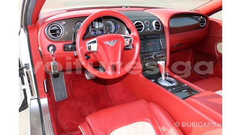 Big with watermark bentley continental estuaire import dubai 4886