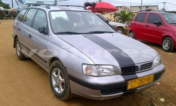 Acheter Occasion Voiture Toyota Carina Gris à Libreville au Estuaire Acheter Occasion Voiture Toyota Carina Gris à Libreville au Estuaire