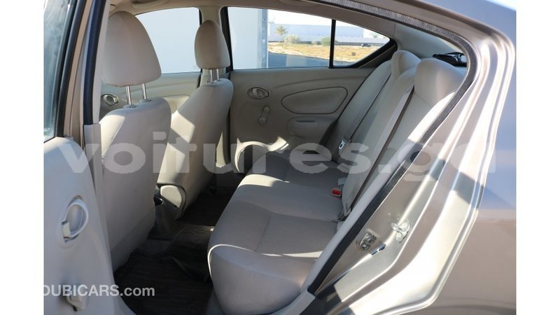 Big with watermark nissan sunny estuaire import dubai 4887