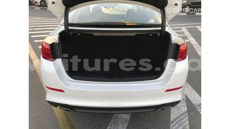 Big with watermark kia optima estuaire import dubai 4888