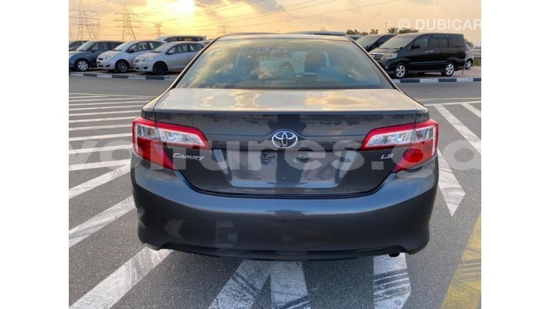 Big with watermark toyota camry estuaire import dubai 4889