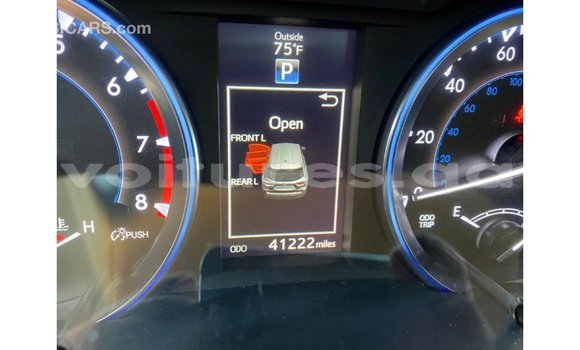 Acheter Import Voiture Toyota Highlander Vert à Import - Dubai, Estuaire Acheter Import Voiture Toyota Highlander Vert à Import - Dubai, Estuaire