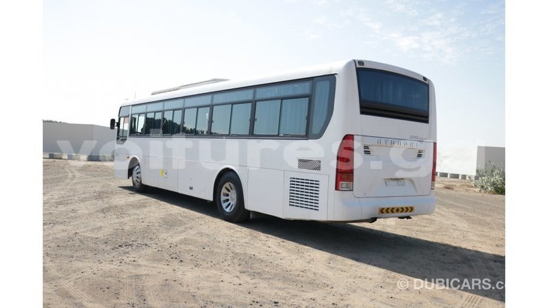 Big with watermark hyundai chorus estuaire import dubai 4893