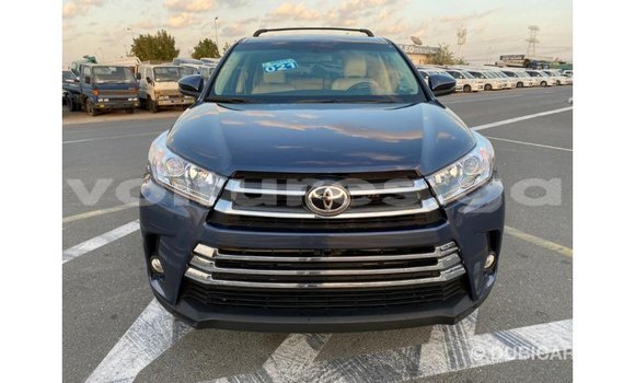 Acheter Import Voiture Toyota Highlander Bleu à Import - Dubai, Estuaire Acheter Import Voiture Toyota Highlander Bleu à Import - Dubai, Estuaire