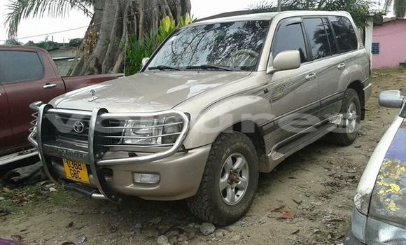 Acheter Occasion Voiture Toyota Land Cruiser Gris à Libreville, Estuaire Acheter Occasion Voiture Toyota Land Cruiser Gris à Libreville, Estuaire