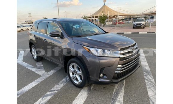 Sayi Imported Toyota Highlander Sauran Mota in Import - Dubai a estuary Sayi Imported Toyota Highlander Sauran Mota in Import - Dubai a estuary