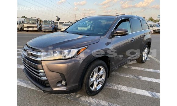 Sayi Imported Toyota Highlander Sauran Mota in Import - Dubai a estuary Sayi Imported Toyota Highlander Sauran Mota in Import - Dubai a estuary