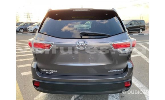 Sayi Imported Toyota Highlander Sauran Mota in Import - Dubai a estuary Sayi Imported Toyota Highlander Sauran Mota in Import - Dubai a estuary