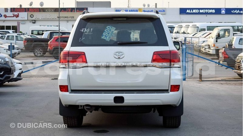 Big with watermark toyota land cruiser estuaire import dubai 4900