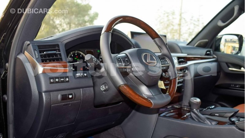 Big with watermark lexus lx estuaire import dubai 4902