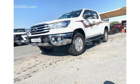 Acheter Import Voiture Toyota Hilux Blanc à Import - Dubai, Estuaire Acheter Import Voiture Toyota Hilux Blanc à Import - Dubai, Estuaire
