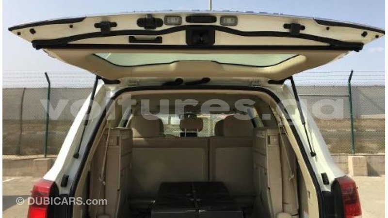 Big with watermark toyota land cruiser estuaire import dubai 4908