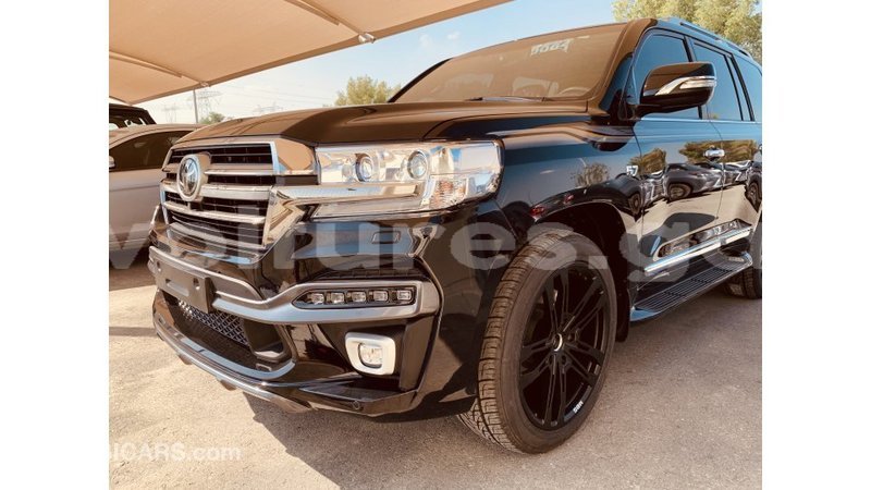 Big with watermark toyota land cruiser estuaire import dubai 4909