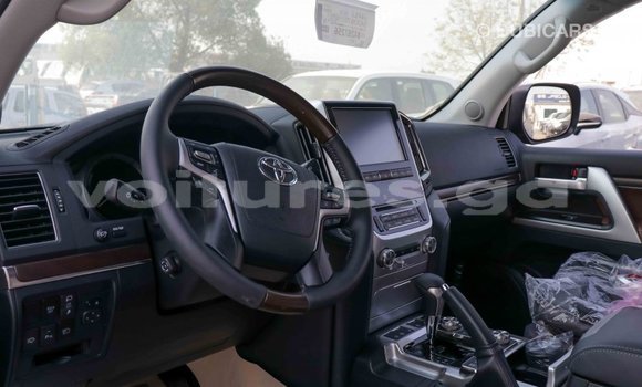 Buy Import Toyota Land Cruiser Black Car in Import - Dubai in Estuary Buy Import Toyota Land Cruiser Black Car in Import - Dubai in Estuary