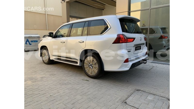 Big with watermark lexus lx estuaire import dubai 4910