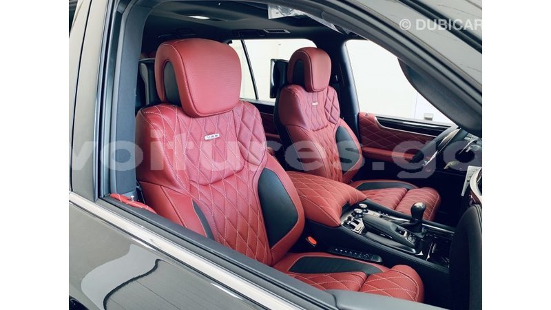 Big with watermark lexus lx estuaire import dubai 4914