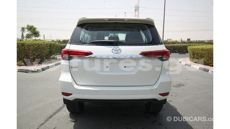 Big with watermark toyota fortuner estuaire import dubai 4915