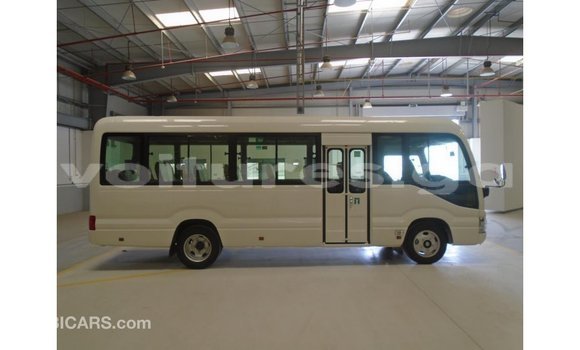 Acheter Import Voiture Abarth 595 Blanc à Import - Dubai, Estuaire Acheter Import Voiture Abarth 595 Blanc à Import - Dubai, Estuaire