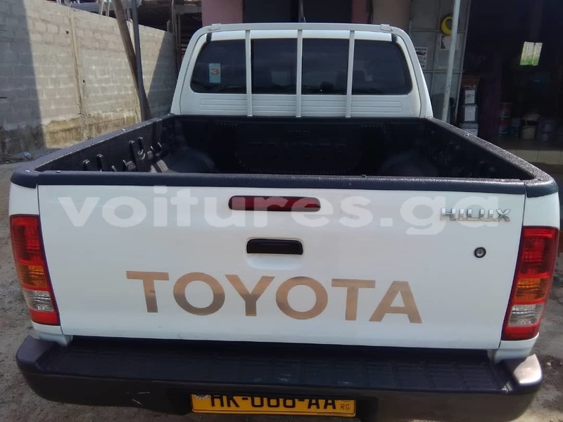 Big with watermark toyota hilux estuaire libreville 4928