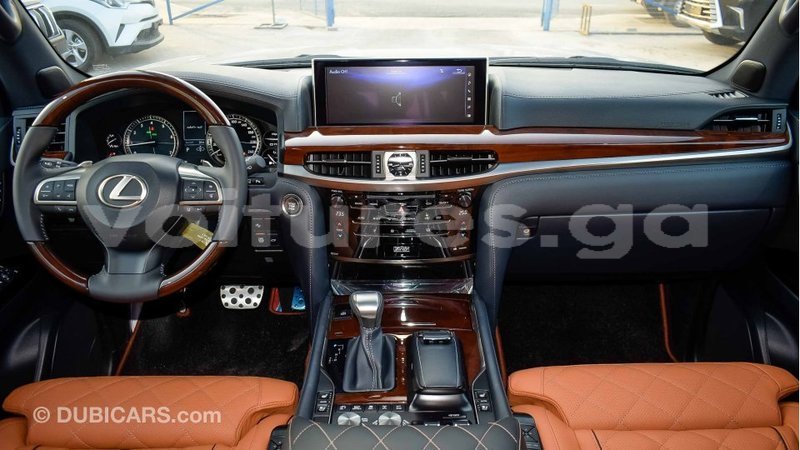 Big with watermark lexus lx estuaire import dubai 4931