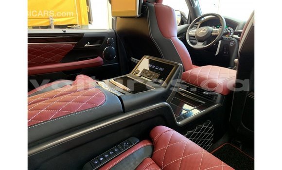 Acheter Import Voiture Lexus CT Noir à Import - Dubai, Estuaire Acheter Import Voiture Lexus CT Noir à Import - Dubai, Estuaire