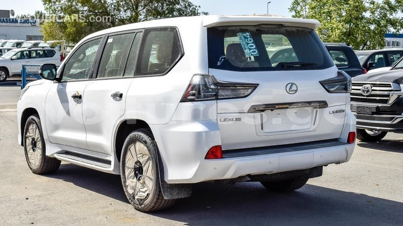 Big with watermark lexus lx estuaire import dubai 4934