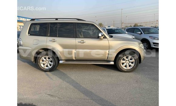 Acheter Import Voiture Mitsubishi Pajero Autre à Import - Dubai, Estuaire Acheter Import Voiture Mitsubishi Pajero Autre à Import - Dubai, Estuaire