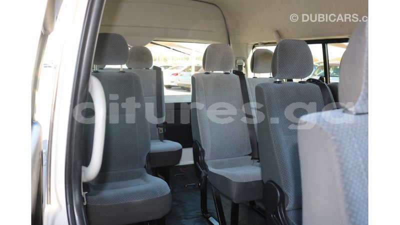 Big with watermark toyota hiace estuaire import dubai 4938