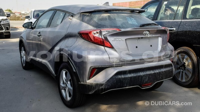 Big with watermark toyota c hr estuaire import dubai 4942