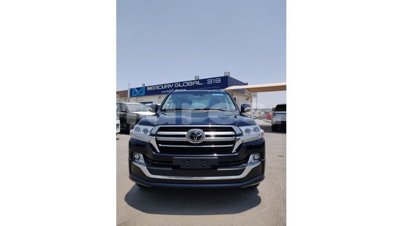 Big with watermark toyota land cruiser estuaire import dubai 4943