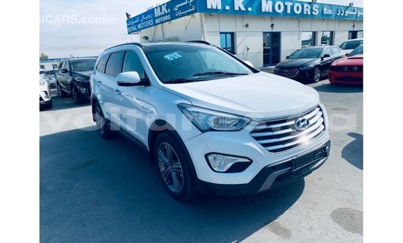Acheter Import Voiture Hyundai Santa Fe Blanc à Import - Dubai, Estuaire Acheter Import Voiture Hyundai Santa Fe Blanc à Import - Dubai, Estuaire