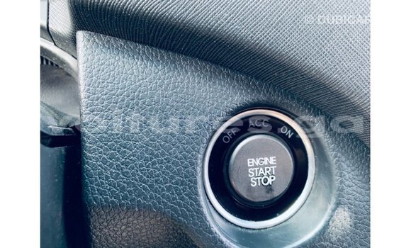 Acheter Import Voiture Hyundai Santa Fe Blanc à Import - Dubai, Estuaire Acheter Import Voiture Hyundai Santa Fe Blanc à Import - Dubai, Estuaire