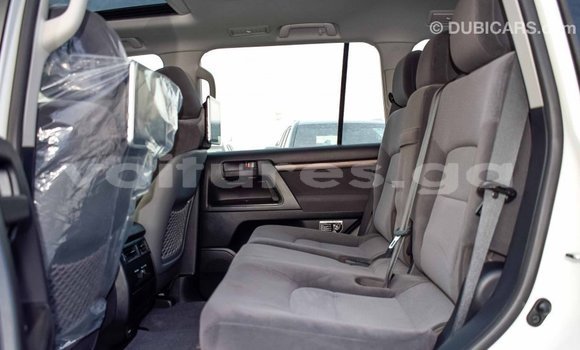 Sayi Imported Toyota Land Cruiser Sauran Mota in Import - Dubai a estuary Sayi Imported Toyota Land Cruiser Sauran Mota in Import - Dubai a estuary
