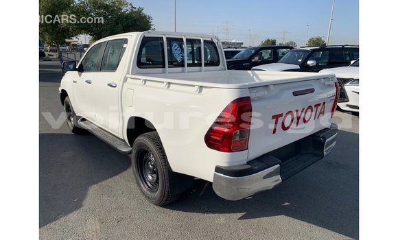 Acheter Import Voiture Toyota Hilux Blanc à Import - Dubai, Estuaire Acheter Import Voiture Toyota Hilux Blanc à Import - Dubai, Estuaire