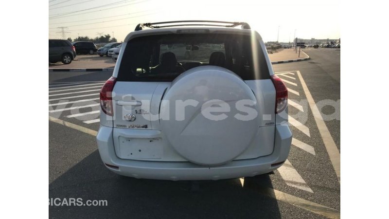 Big with watermark toyota hiace estuaire import dubai 4959