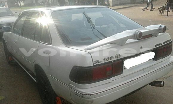 Acheter Occasion Voiture Toyota Carina Blanc à Libreville, Estuaire Acheter Occasion Voiture Toyota Carina Blanc à Libreville, Estuaire