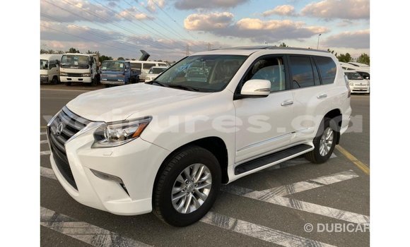 Acheter Import Voiture Lexus GX Blanc à Import - Dubai, Estuaire Acheter Import Voiture Lexus GX Blanc à Import - Dubai, Estuaire