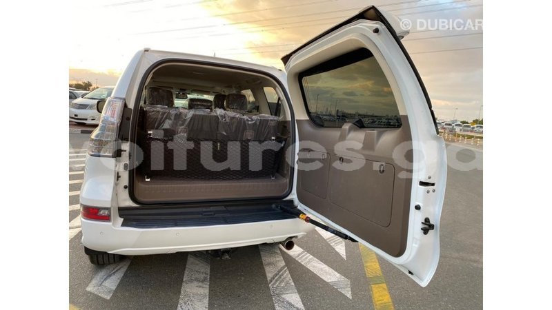 Big with watermark lexus gx estuaire import dubai 4974