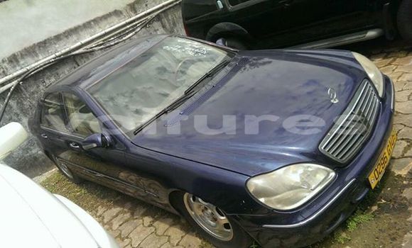Acheter Occasion Voiture Mercedes‒Benz S-Class Bleu à Libreville au Estuaire Acheter Occasion Voiture Mercedes‒Benz S-Class Bleu à Libreville au Estuaire