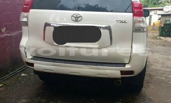 Acheter Occasion Voiture Toyota Land Cruiser Prado Blanc à Libreville au Estuaire Acheter Occasion Voiture Toyota Land Cruiser Prado Blanc à Libreville au Estuaire