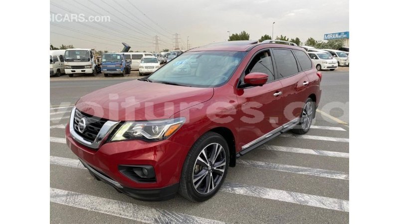 Big with watermark nissan pathfinder estuaire import dubai 5025