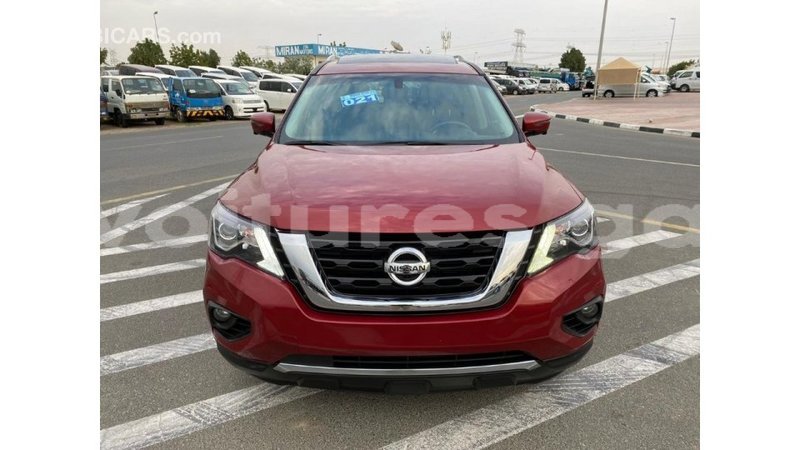 Big with watermark nissan pathfinder estuaire import dubai 5025