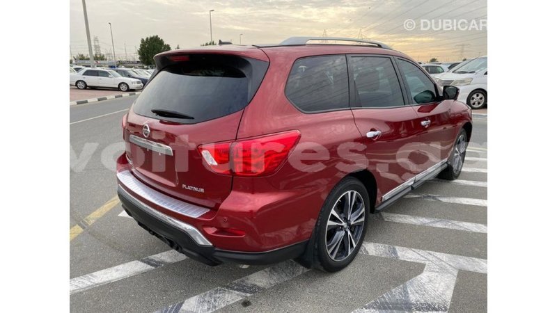 Big with watermark nissan pathfinder estuaire import dubai 5025