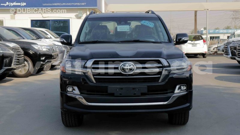 Big with watermark toyota land cruiser estuaire import dubai 5034