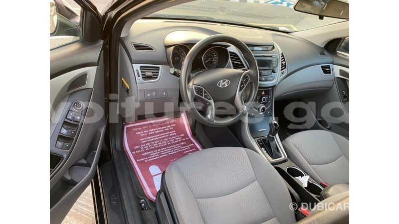 Big with watermark hyundai elantra estuaire import dubai 5035