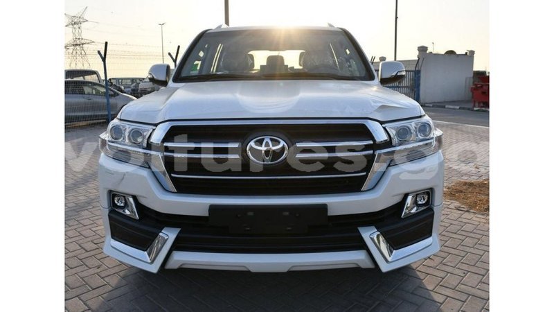 Big with watermark toyota land cruiser estuaire import dubai 5036