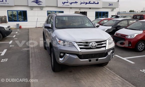 Acheter Import Voiture Toyota Fortuner Autre à Import - Dubai, Estuaire Acheter Import Voiture Toyota Fortuner Autre à Import - Dubai, Estuaire