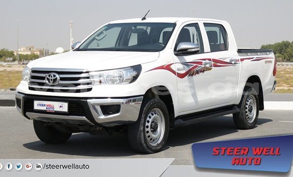 Acheter Import Voiture Toyota Hilux Blanc à Import - Dubai, Estuaire Acheter Import Voiture Toyota Hilux Blanc à Import - Dubai, Estuaire