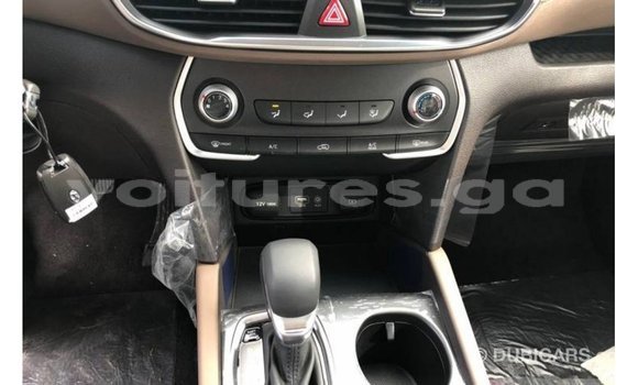 Sayi Imported Hyundai Santa Fe Red Mota in Import - Dubai a estuary Sayi Imported Hyundai Santa Fe Red Mota in Import - Dubai a estuary